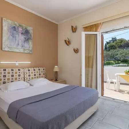 Dom wakacyjny House *